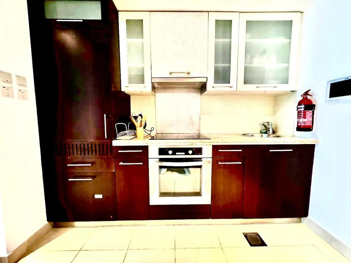 Lux Studio Boulevard Cen 5Min Walk Dubai Mall,Burh United Arab Emirates